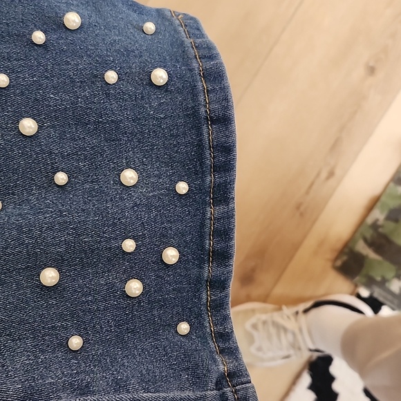 Pearl-Embellished Jeans, Large - Picture 3 of 6
